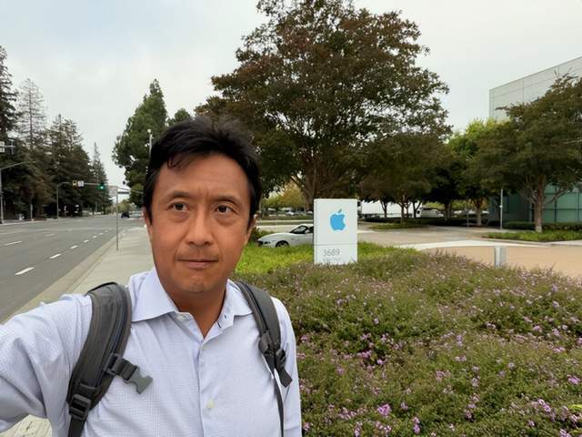 AI“外包”谷歌之后，华人天才抛弃苹果？(10)