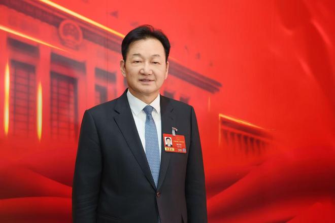 未来要用AI养猪！全国人大代表、牧原秦英林：推进养猪智能化升级，让养猪人更轻松、更体面(1)